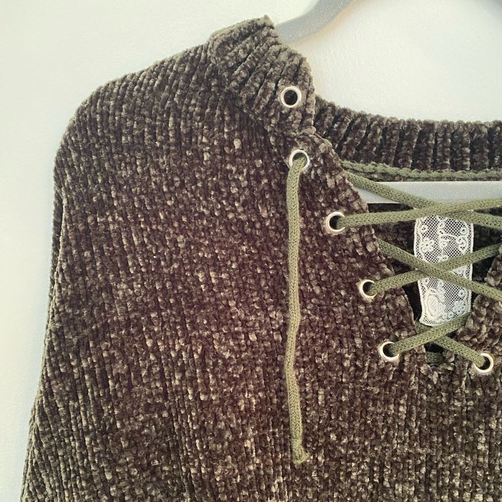 Cropped chenille sweater